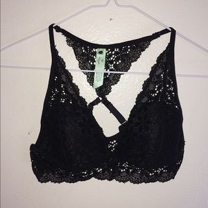 Black Lace Cross-Back Bralette